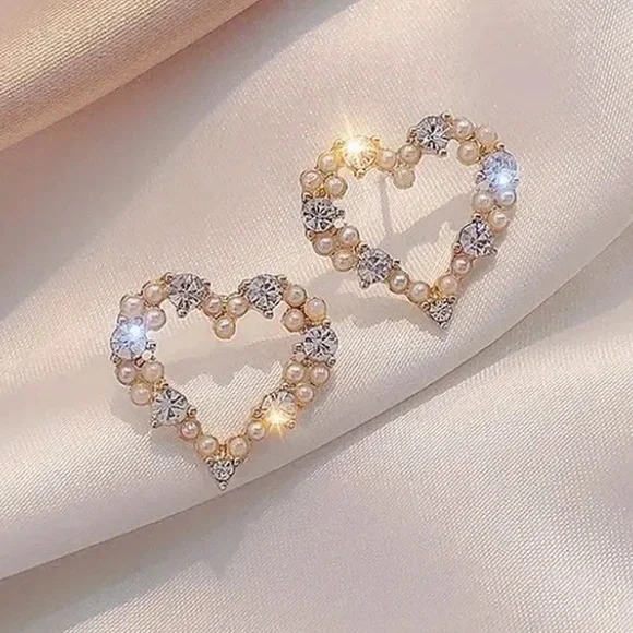 Pearl & Diamond Heart Gold Toned Stud Earrings - Picture 2 of 4